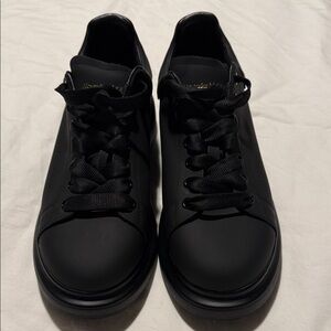 Black Men's Sneakers